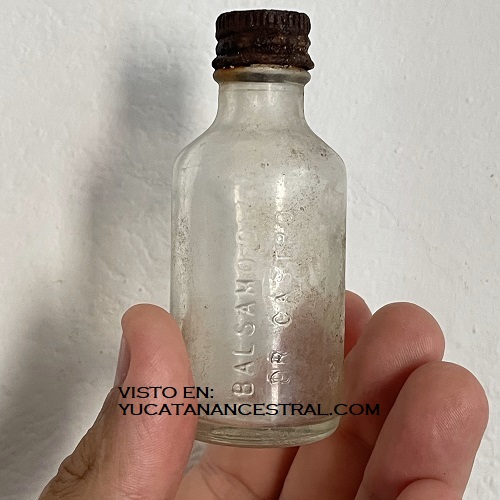Colección botellas antiguas de medicina