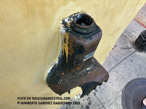 Vestigios antiguo alumbrado público Mérida